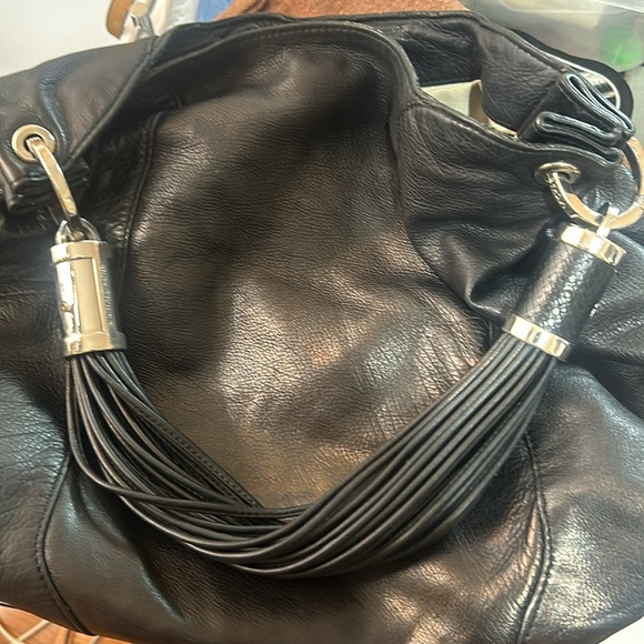 MICHAEL KORS SATCHEL HOBO SHOULDER BAG IN BLACK LEATHER - Picture 15 of 16